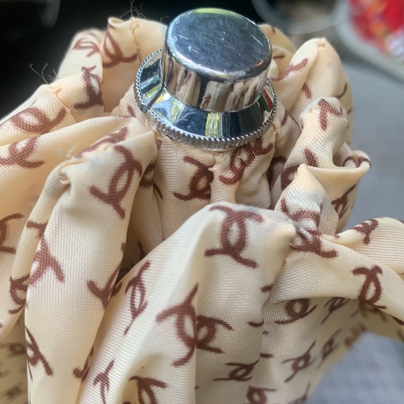 VINTAGE CHANEL UMBRELLA - Picture 3 of 7